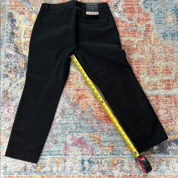 Banana Republic Black Dress Pants with Classic Straight Leg - Picture 4 of 4